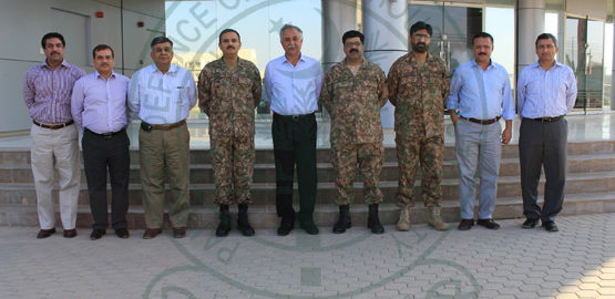 army-officers-visit-dck-3